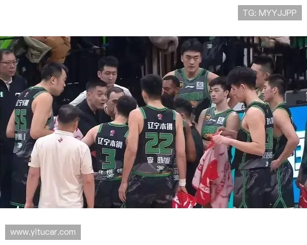 国企球队集体抢人内幕曝光 CBA运营权到期后年或成关键转折点 国企球队集体抢人内幕曝光 CBA运营权到期后年或成关键转折点